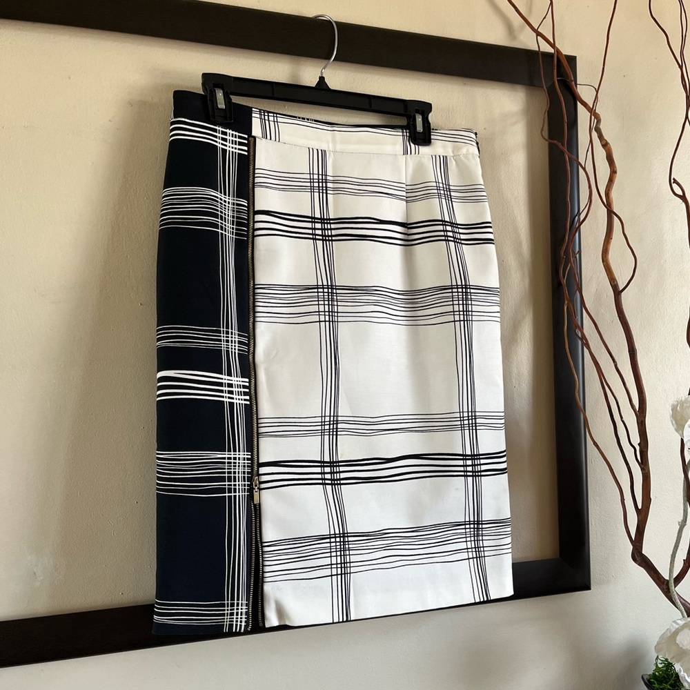 Worthington black and white stripes pencil skirt